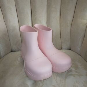 Women's Pink Boots